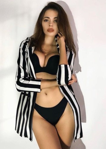 Яна, Г. Белоярский